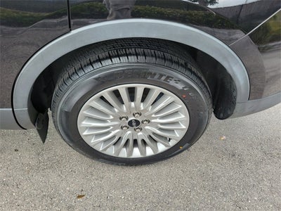 2020 Lincoln Nautilus Standard