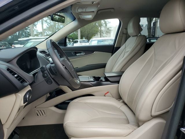 2019 Lincoln Nautilus Select