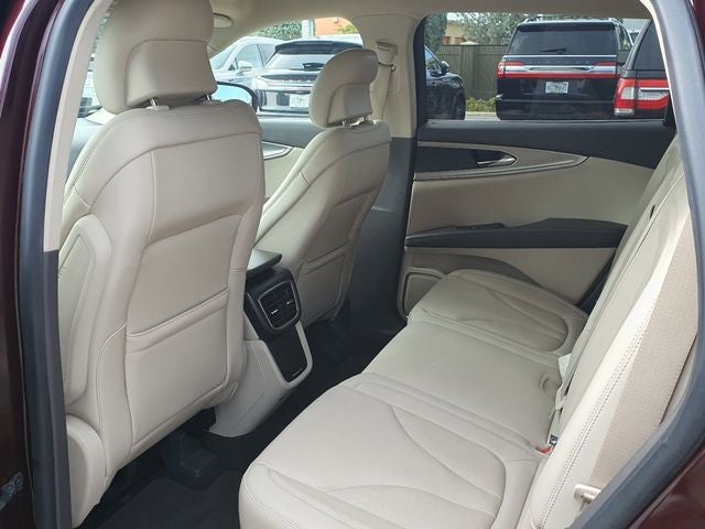 2019 Lincoln Nautilus Select