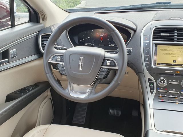 2019 Lincoln Nautilus Select