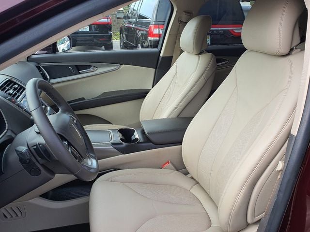 2019 Lincoln Nautilus Select