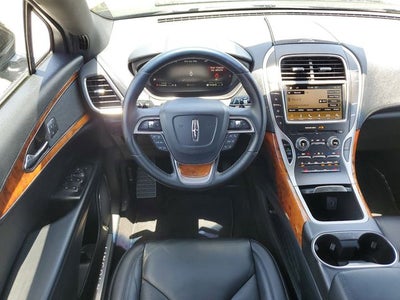 2019 Lincoln Nautilus Select