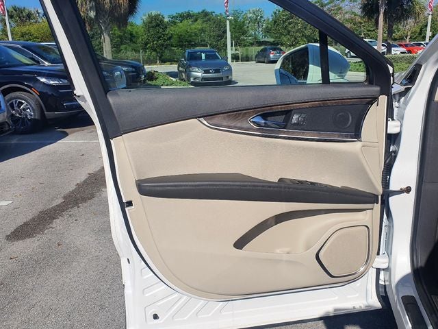 2019 Lincoln Nautilus Select - Photo 14