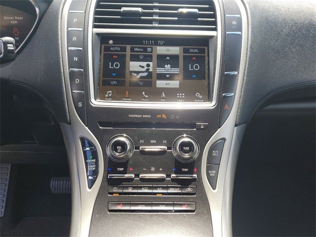 2019 Lincoln Nautilus Select