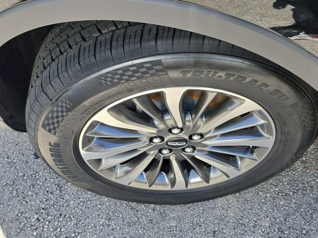 2023 Lincoln Nautilus Standard