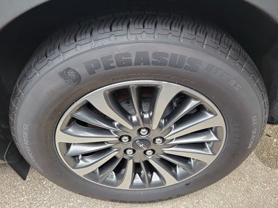 2023 Lincoln Nautilus Standard