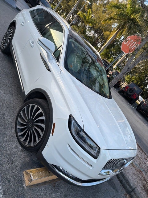 2022 Lincoln Nautilus Black Label