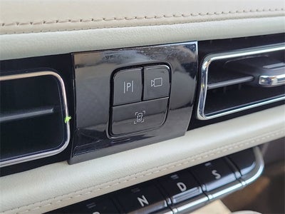 2023 Lincoln Nautilus Black Label