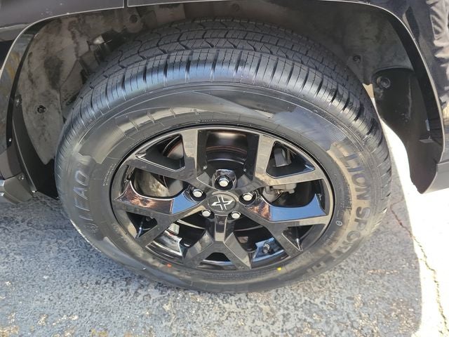 2021 Toyota RAV4 LE - Photo 40