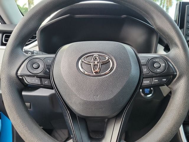 2020 Toyota RAV4 XLE - Photo 19
