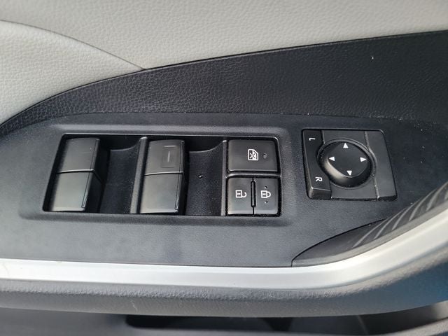 2020 Toyota RAV4 XLE - Photo 44