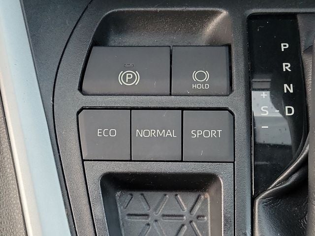2020 Toyota RAV4 XLE - Photo 59