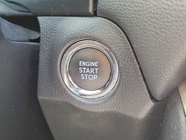 2021 Toyota RAV4 XLE - Photo 23