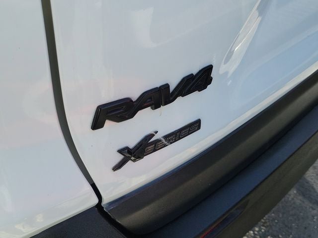 2021 Toyota RAV4 XLE - Photo 36