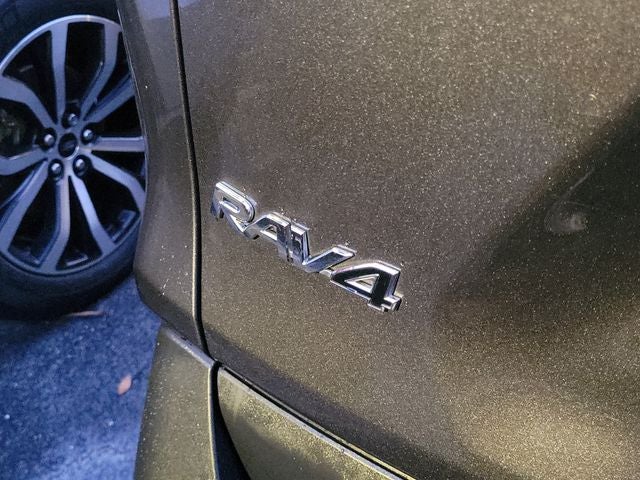2022 Toyota RAV4 XLE - Photo 37