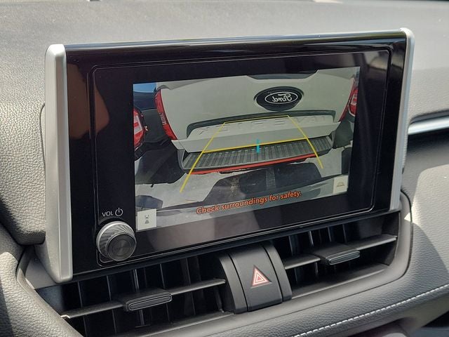 2025 Toyota RAV4 XLE - Photo 55