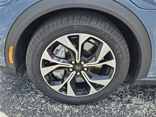 2024 Ford Mustang Mach-E Select