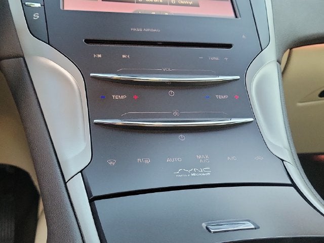 2014 Lincoln MKZ Base
