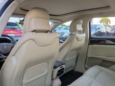 2014 Lincoln MKZ Base