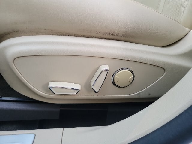 2014 Lincoln MKZ Base