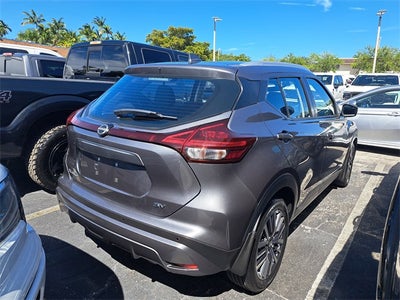 2023 Nissan Kicks SV