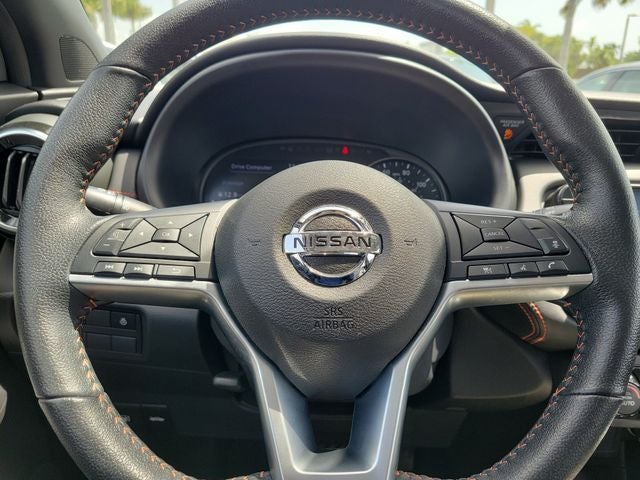 2021 Nissan Kicks SR