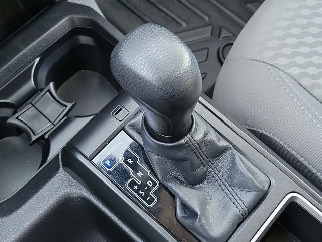 2022 Toyota Tacoma SR V6