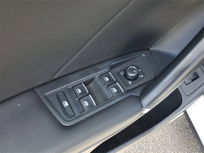 2018 Volkswagen Tiguan 2.0T SEL Premium