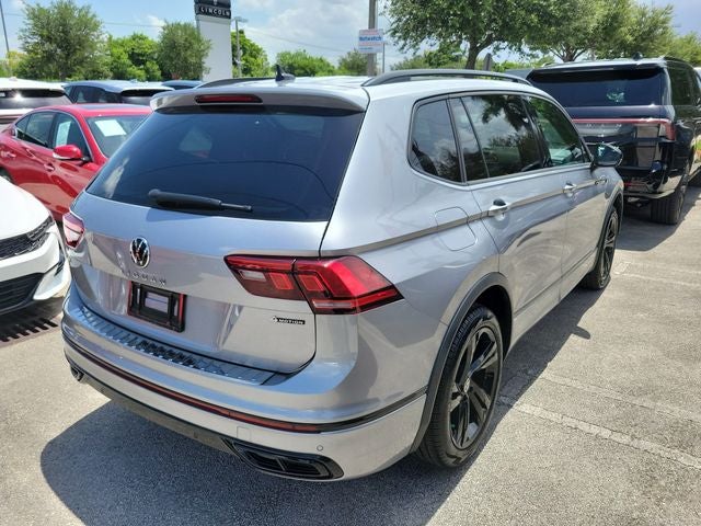 2024 Volkswagen Tiguan 2.0T SE R-Line Black