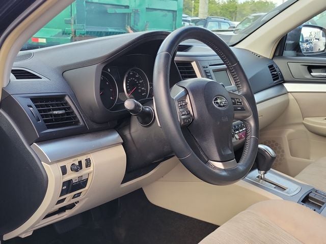 2014 Subaru Outback 2.5i Premium - Photo 40