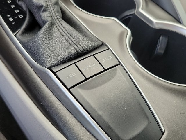 2022 Toyota Camry LE - Photo 26