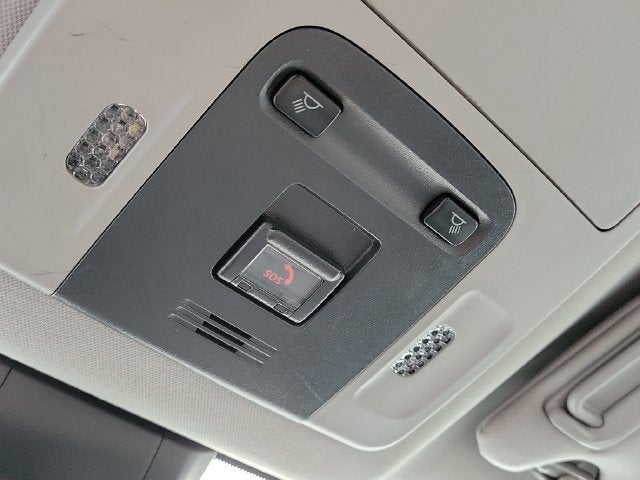 2022 Toyota Camry LE - Photo 27