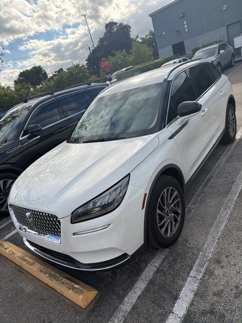 2022 Lincoln Corsair Standard