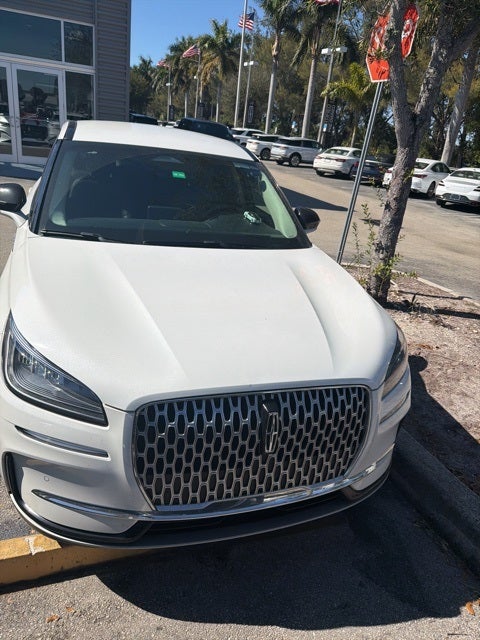 2023 Lincoln Corsair Base