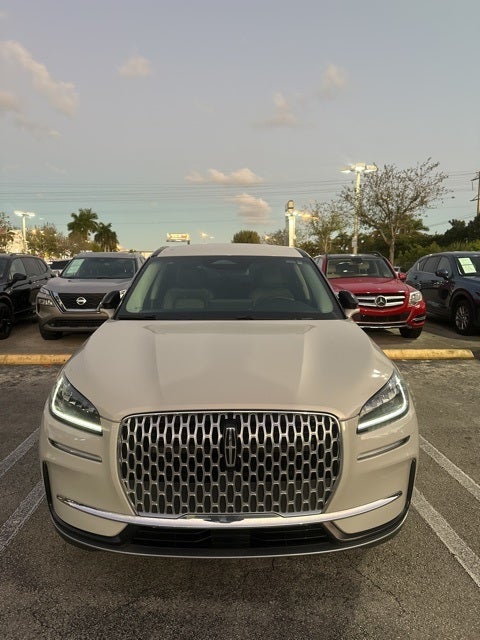 2023 Lincoln Corsair Base