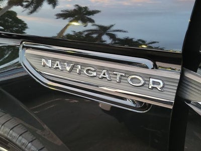 2024 Lincoln Navigator Premiere