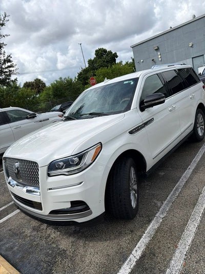 2024 Lincoln Navigator Premiere