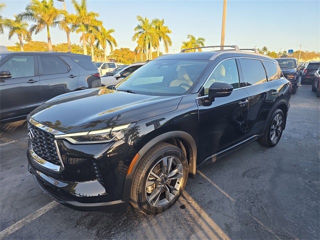2025 INFINITI QX60 LUXE