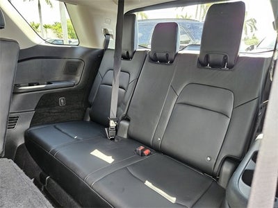 2023 Nissan Pathfinder Platinum