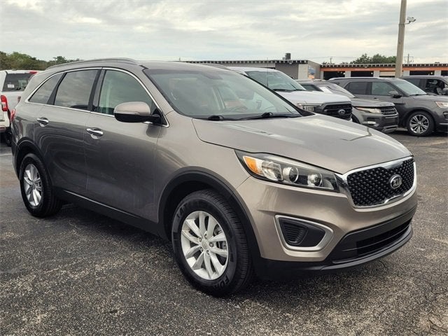 2016 Kia Sorento LX