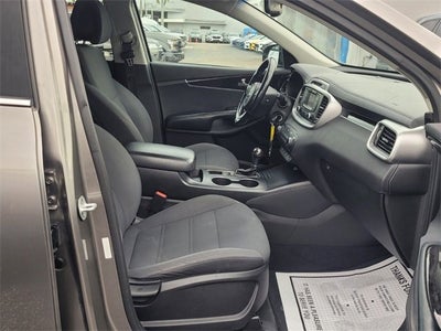 2016 Kia Sorento LX