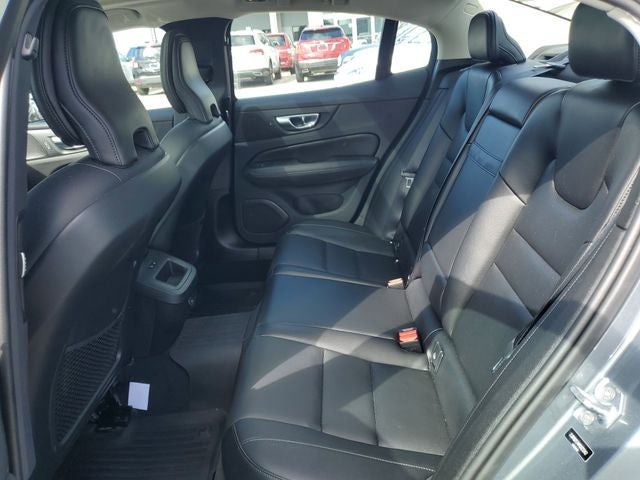 2021 Volvo S60 T5 Momentum