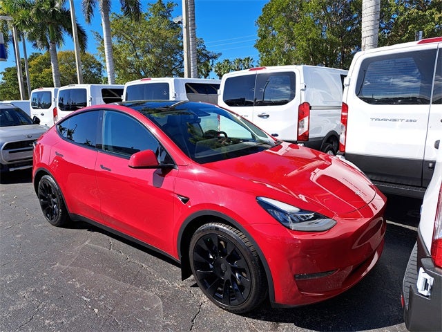 Used 2022 Tesla Model Y Long Range with VIN 7SAYGAEE8NF338671 for sale in Northfield, Minnesota