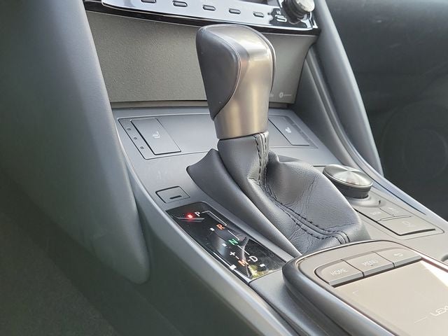 2024 Lexus IS 350 F SPORT Design