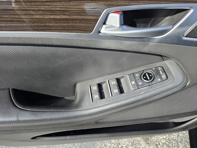 2016 Hyundai Genesis 3.8