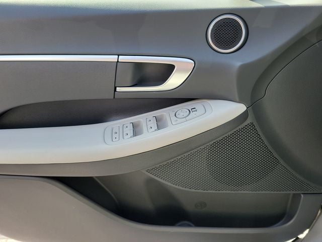 2025 Hyundai Sonata SE - Photo 12