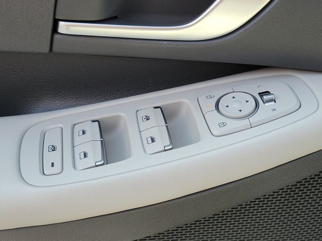 2025 Hyundai Sonata SE - Photo 15