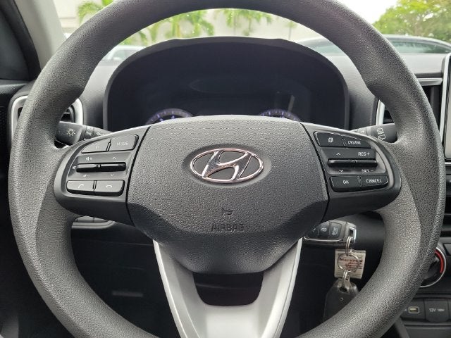 2022 Hyundai Venue SE