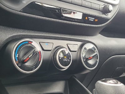 2022 Hyundai Venue SE