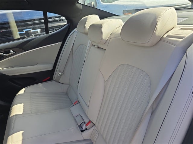 2024 Genesis G70 2.5T